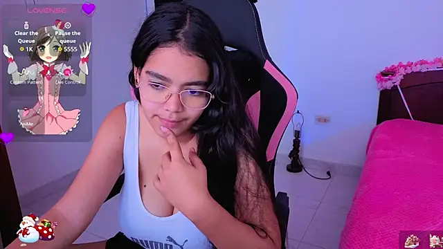 Snapshot of Victoriacarmo chatting on 8, 1, 2026 Victoriacarmo online show from 8, 1, 2026