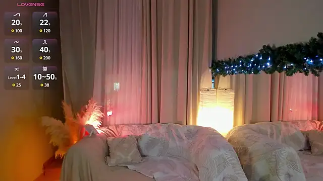  Rose Charming  online show from 1, 1, 2025