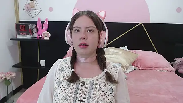 DanniAbbey online show from 10, 3, 2025