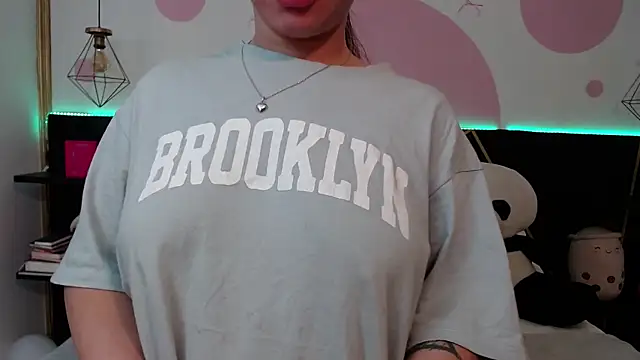 DanniAbbey online show from 3, 3, 2026