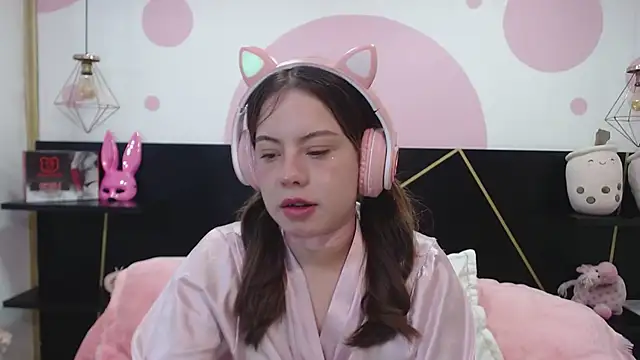 DanniAbbey online show from 9, 3, 2025