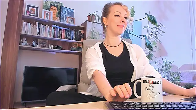 LylithSkye online show from 13, 3, 2026