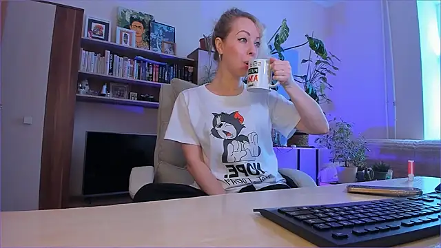 LylithSkye online show from 14, 3, 2026