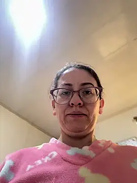 miss hanna07 online show from 25, 3, 2026