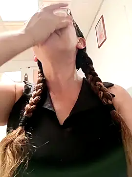 miss hanna07 online show from 20, 4, 2026