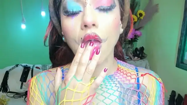 angelina james  online show from 14, 10, 2025