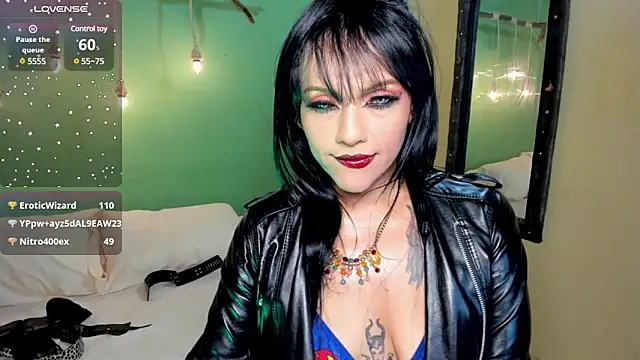 Snapshot of angelina_james_ chatting on 8, 3, 2025 angelina james online show from 8, 3, 2025
