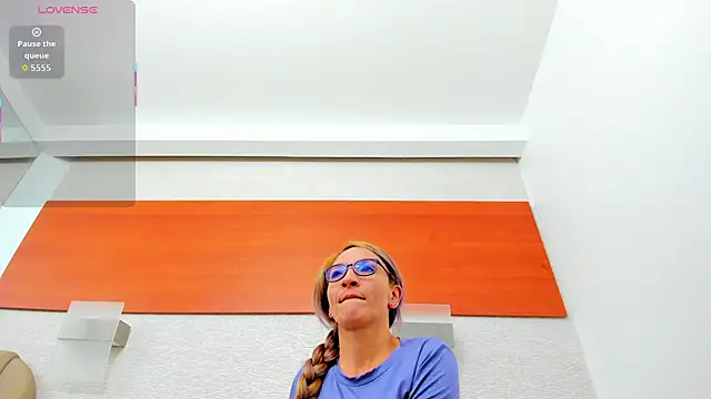 Snapshot of maddy_cartter chatting on 7, 5, 2026 maddy cartter online show from 7, 5, 2026
