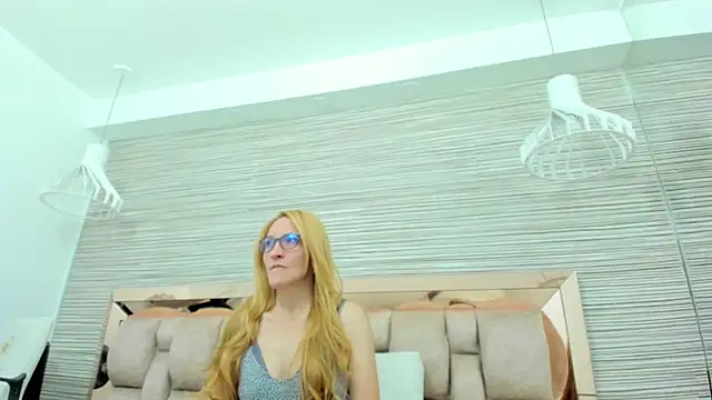 maddy cartter online show from 18, 10, 2025