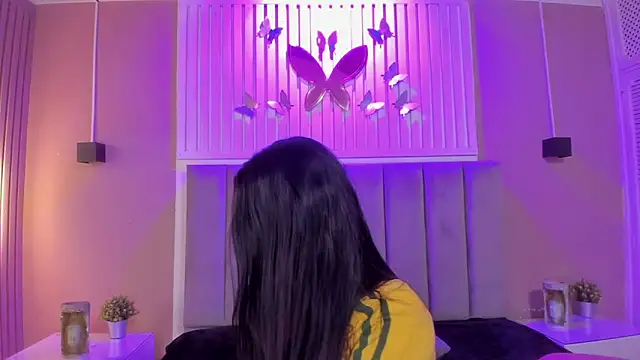 diosa cristal online show from 4, 12, 2025