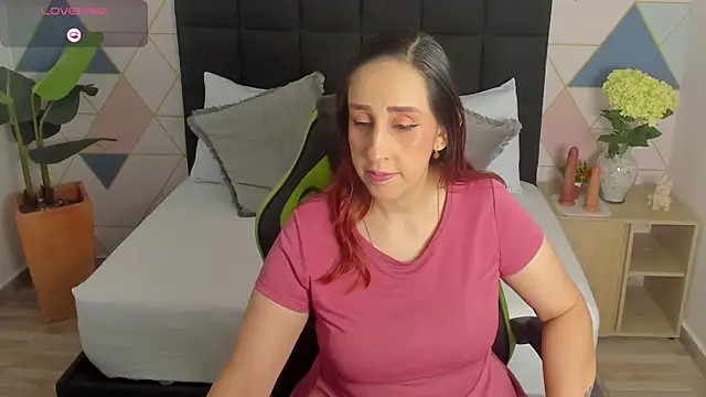 Snapshot of jadde13_ chatting on 18, 11, 2025 jadde13 online show from 18, 11, 2025