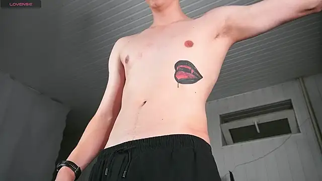 dustyn fox online show from 24, 10, 2025