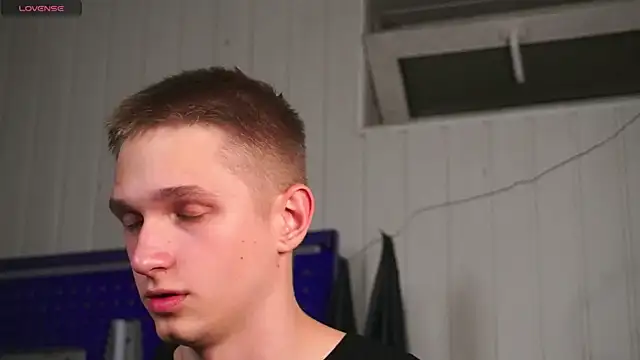 dustyn fox online show from 30, 10, 2025