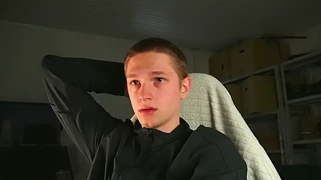 dustyn fox online show from 18, 4, 2026