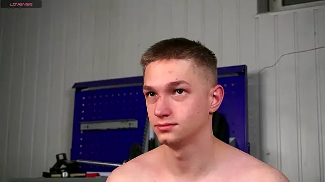 dustyn fox online show from 18, 12, 2025