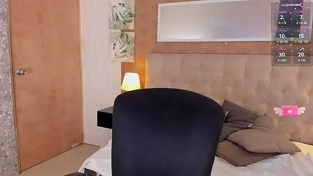 zoe alanaa online show from 9, 9, 2025