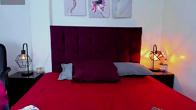 Anthonelaa   online show from 5, 11, 2025