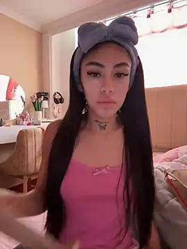 Effy Bonny online show from 5, 11, 2025