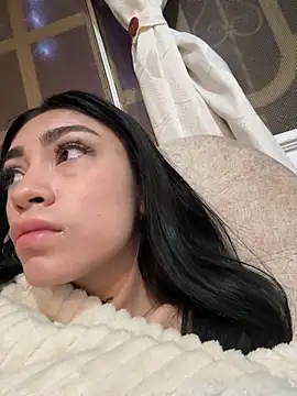 Effy Bonny online show from 4, 12, 2025