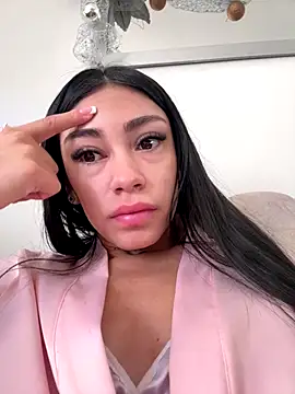 Effy Bonny online show from 18, 12, 2025