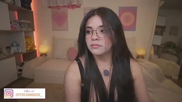 Snapshot of cammiefoalss chatting on 4, 8, 2026 cammiefoalss online show from 4, 8, 2026