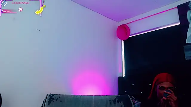 Snapshot of Kendall_hornyy chatting on 20, 5, 2026 Kendall hornyy online show from 20, 5, 2026