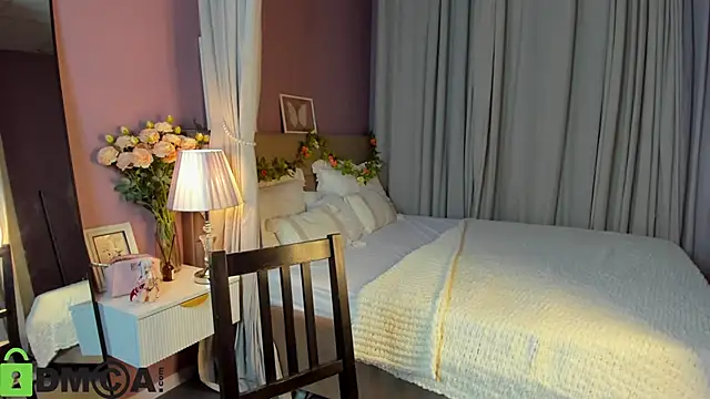 Dearly Emily online show from 13, 11, 2025