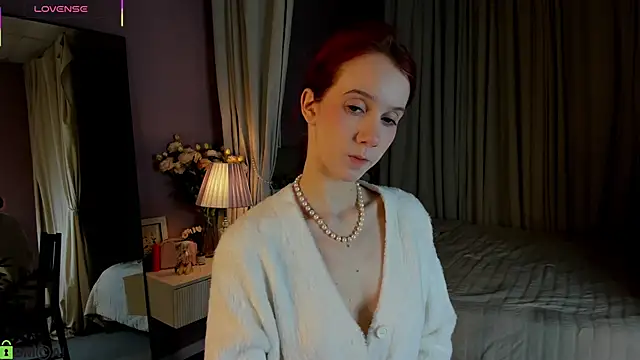 Dearly Emily online show from 10, 4, 2026