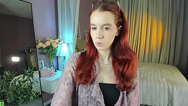 Snapshot of Dearly_Emily chatting on 4, 7, 2026 Dearly Emily online show from 4, 7, 2026