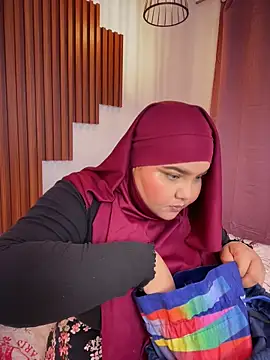  Shara Handal  online show from 28, 11, 2025