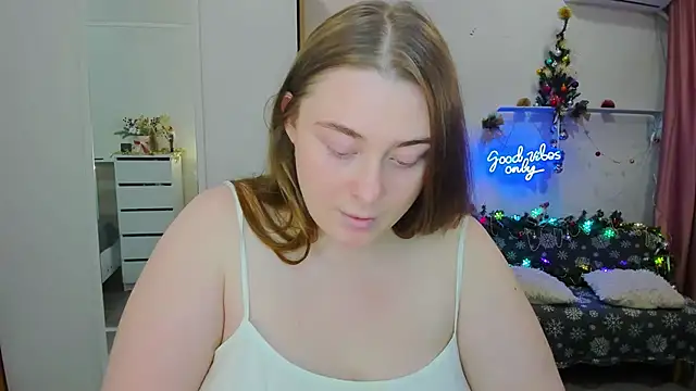 Demure Smile online show from 4, 12, 2024