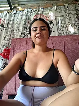 sexy-latin10 online show from 20, 12, 2025