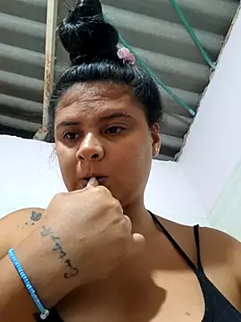 sexy-latin10 online show from 19, 9, 2025