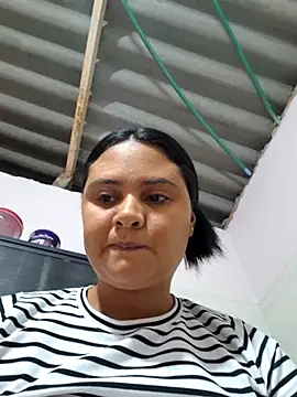 sexy-latin10 online show from 1, 10, 2025