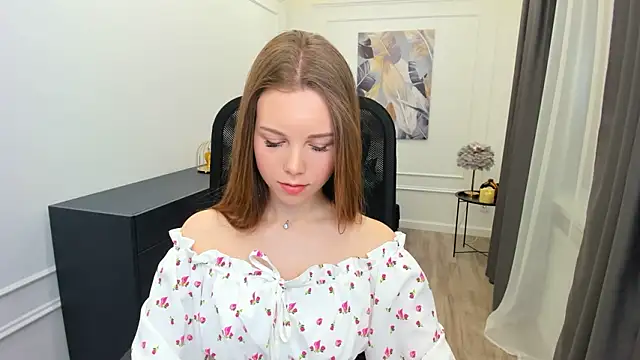 MileyWings online show from 8, 3, 2026