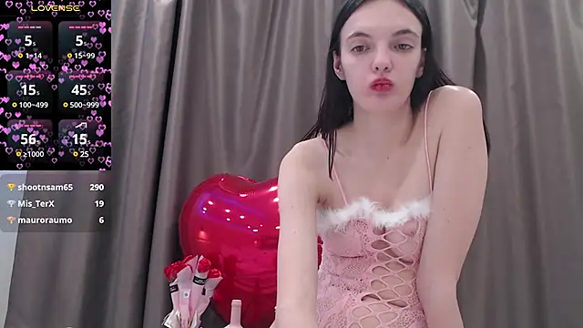 Snapshot of Lia__meow chatting on 12, 2, 2025 Lia meow online show from 12, 2, 2025