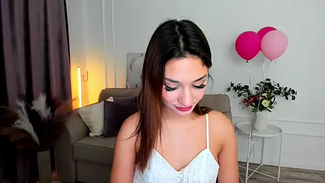 YourHottie 1 online show from 15, 9, 2025