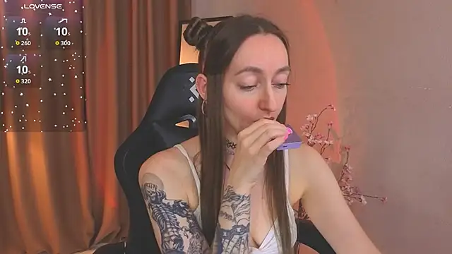 ShiroHeby online show from 3, 3, 2026