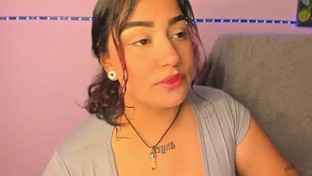 Snapshot of dayan_silva_ chatting on 7, 3, 2025 dayan silva online show from 7, 3, 2025