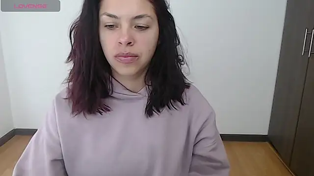 Snapshot of sofia_xxx1 chatting on 28, 11, 2025 sofia xxx1 online show from 28, 11, 2025