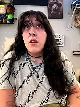 ThicBunz online show from 18, 10, 2025