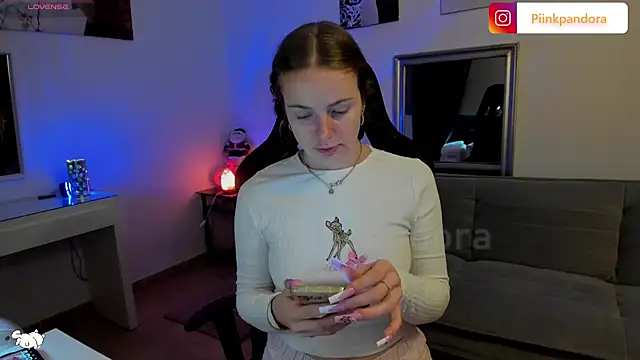 Piinkpandora online show from 3, 12, 2025