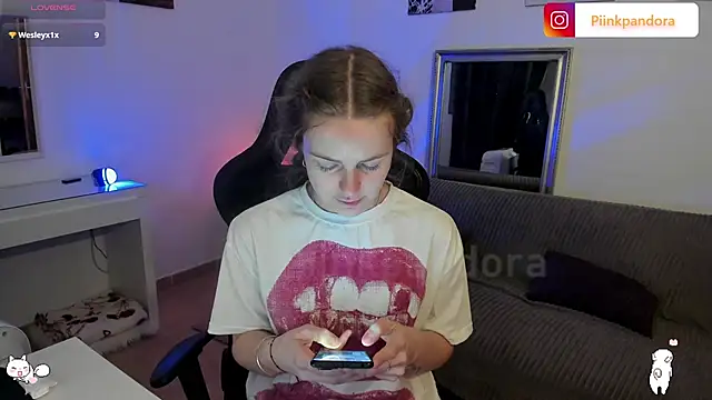 Piinkpandora online show from 18, 4, 2026