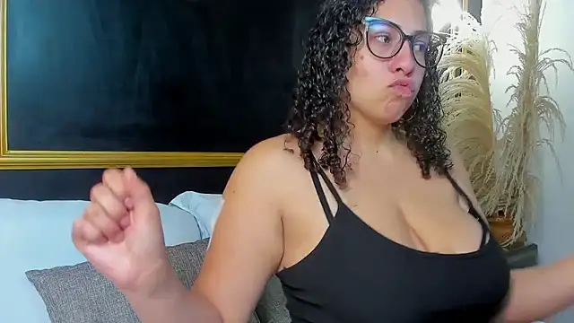 aixa 15 online show from 1, 11, 2025