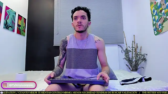 Tylergiuseppe  online show from 21, 2, 2025