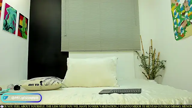Tylergiuseppe  online show from 25, 2, 2025