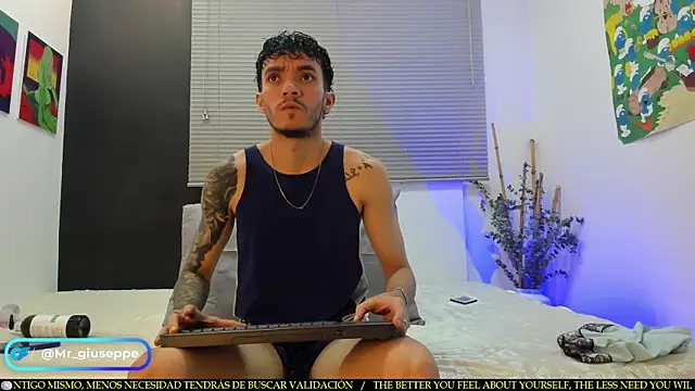 Tylergiuseppe  online show from 14, 2, 2025