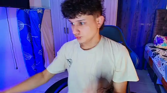 Nathan Bluee online show from 4, 2, 2026