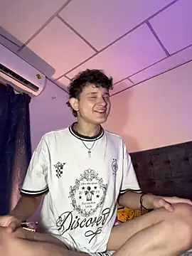 Nathan Bluee online show from 28, 10, 2025