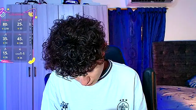 Nathan Bluee online show from 18, 12, 2025